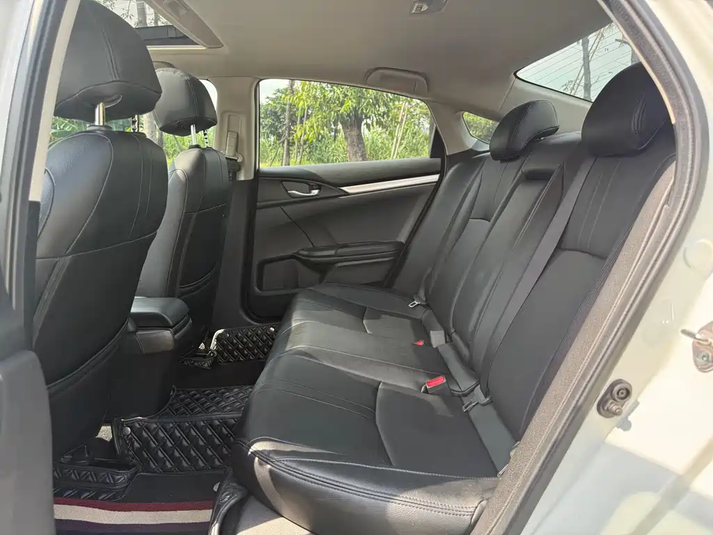 Honda Civic — фото 6