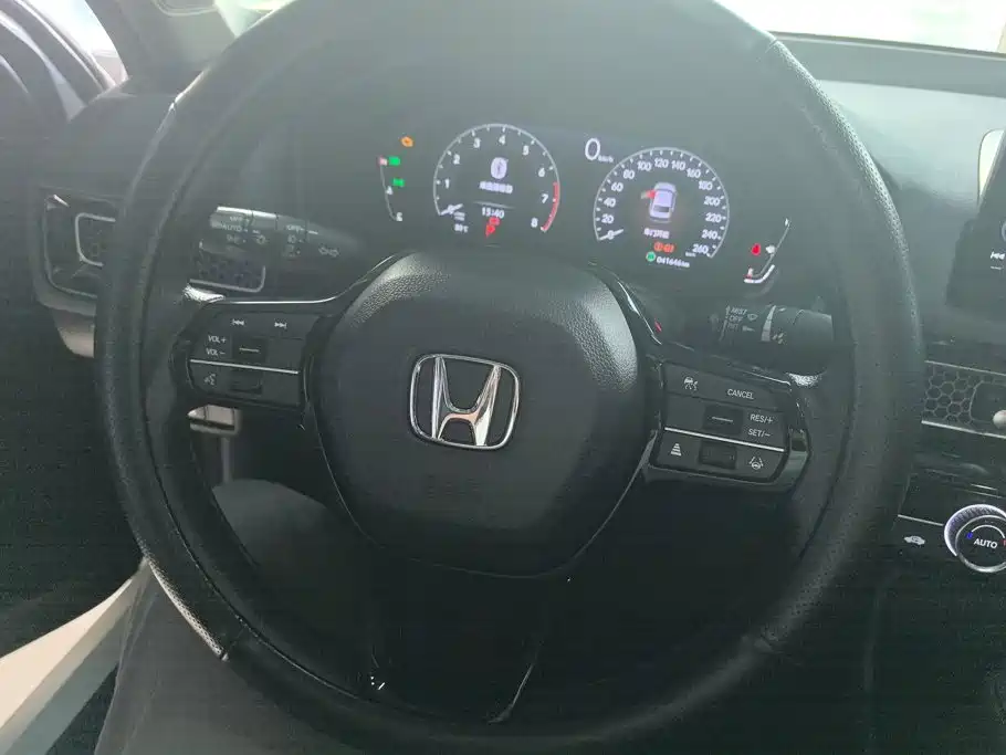 Honda Civic — фото 15