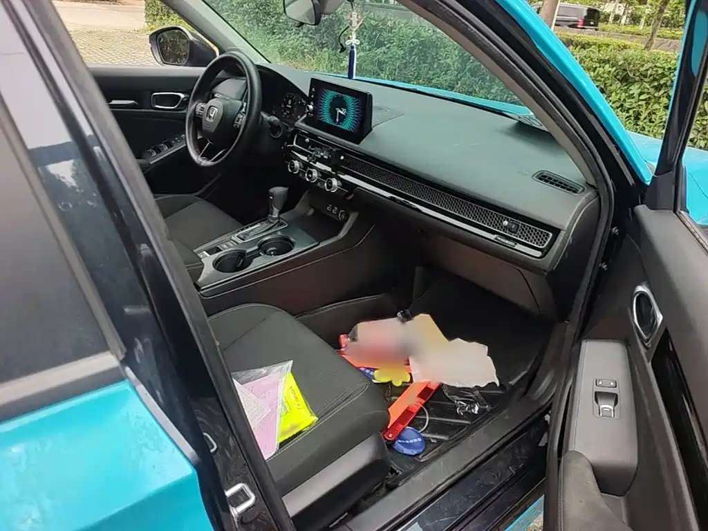 Honda Civic — фото 18