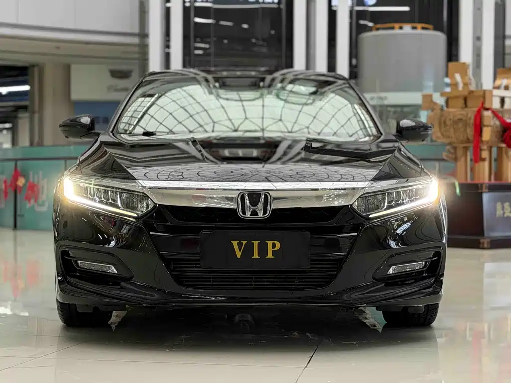 Honda Accord — фото 2
