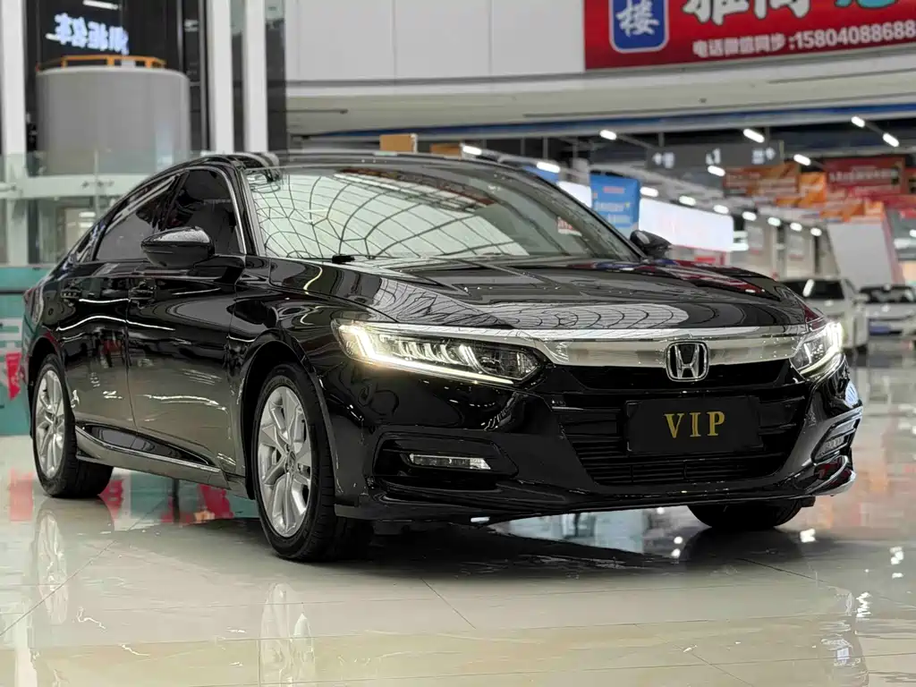 Honda Accord — фото 3