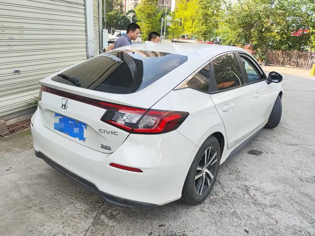 Honda Civic — фото 3