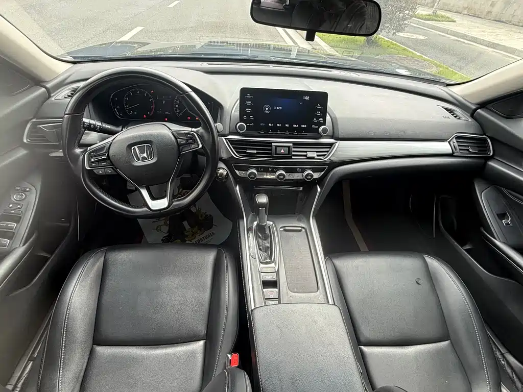 Honda Inspire — фото 11