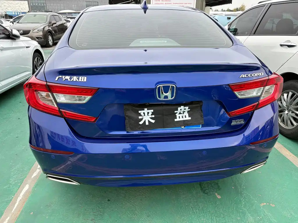 Honda Accord — фото 14