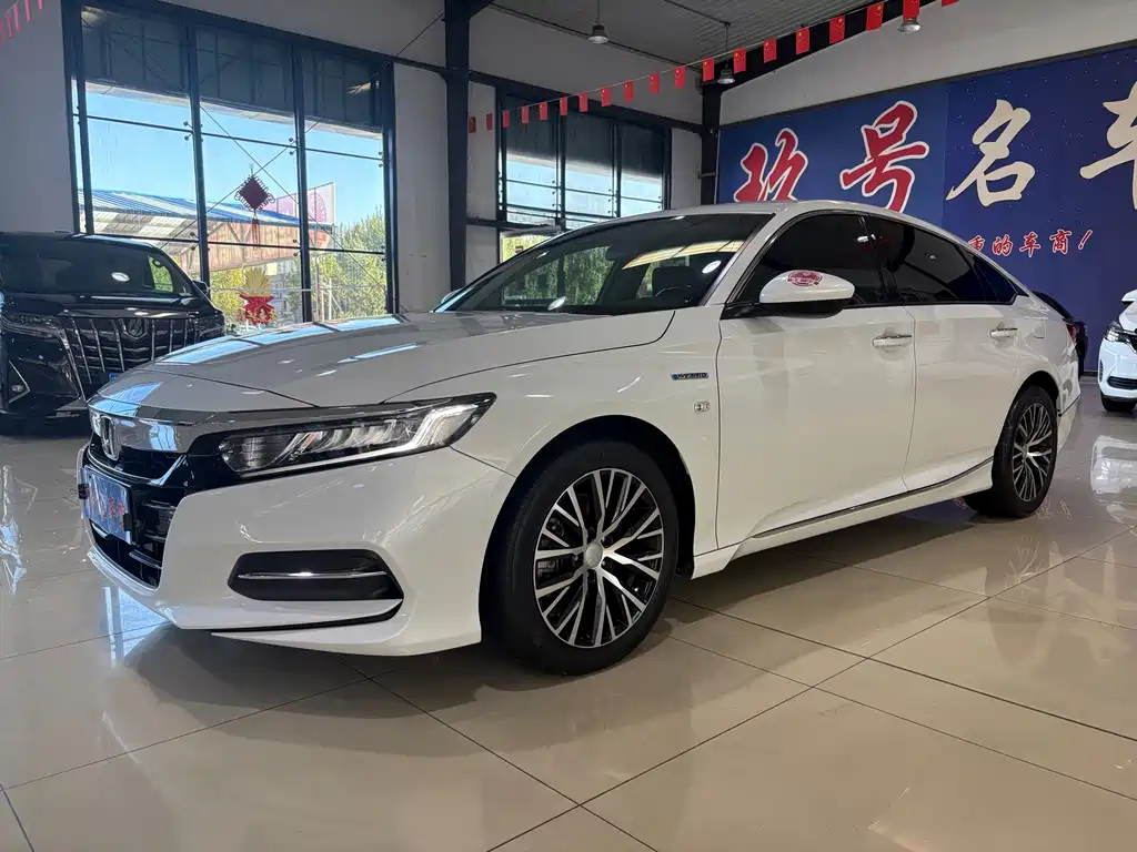 Honda Accord — фото 3