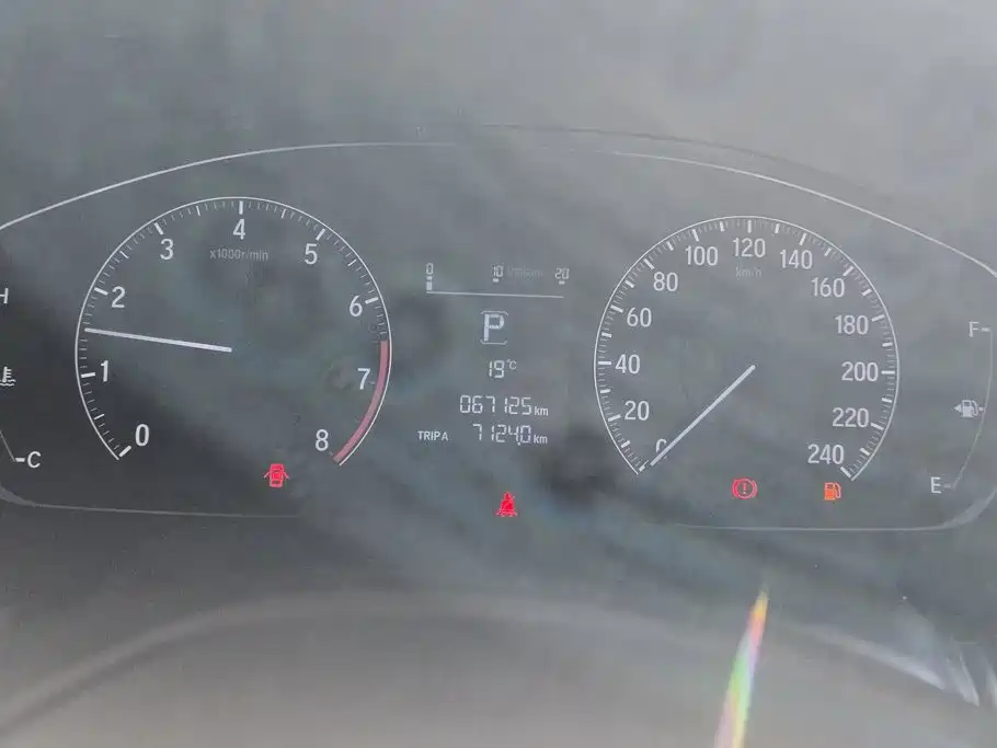 Honda Accord — фото 14