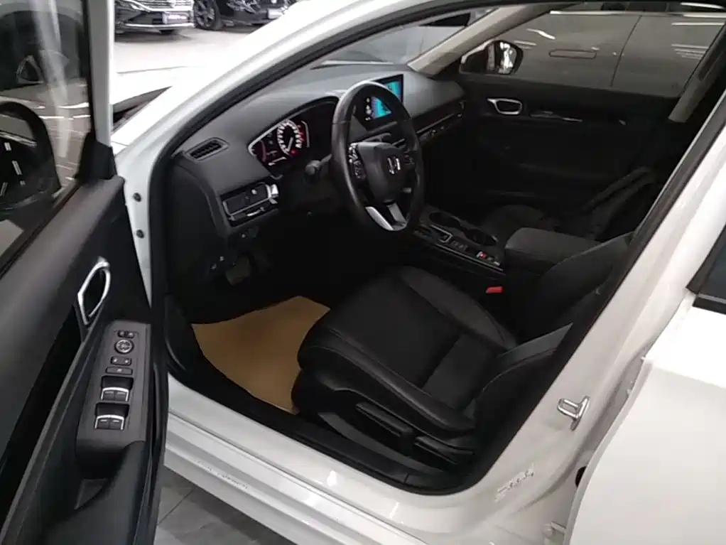Honda Civic — фото 15