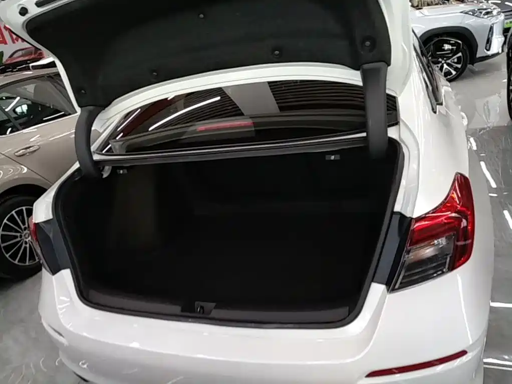 Honda Civic — фото 19