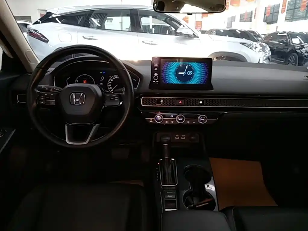 Honda Civic — фото 10