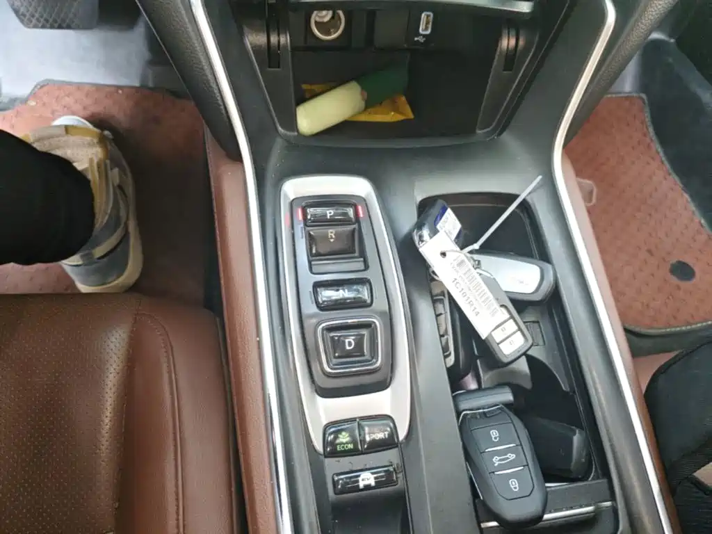 Honda Inspire — фото 14