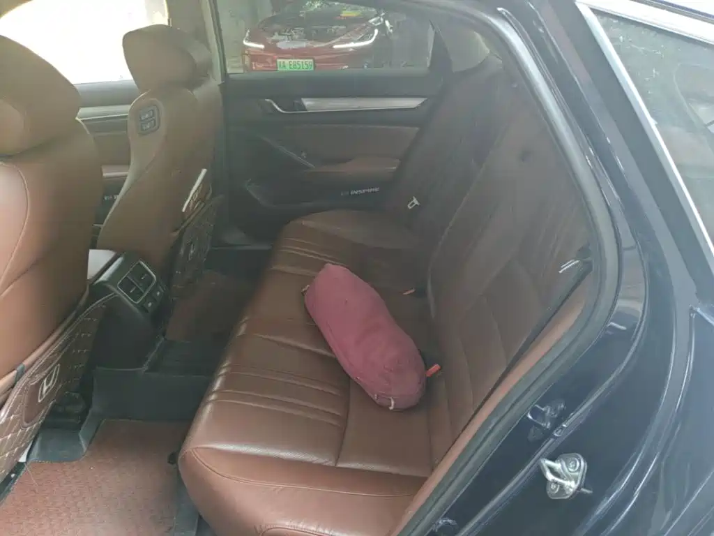 Honda Inspire — фото 17