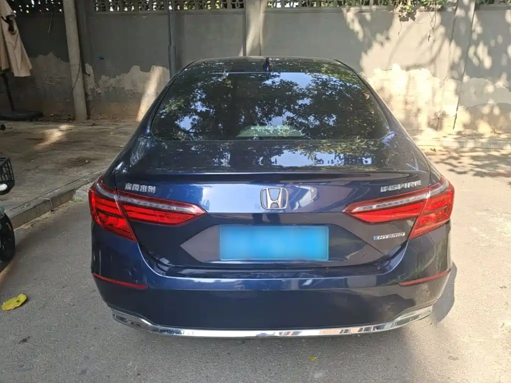 Honda Inspire — фото 6