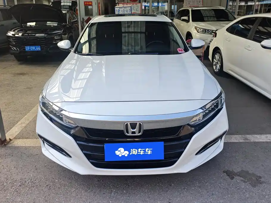 Honda Accord — фото 2