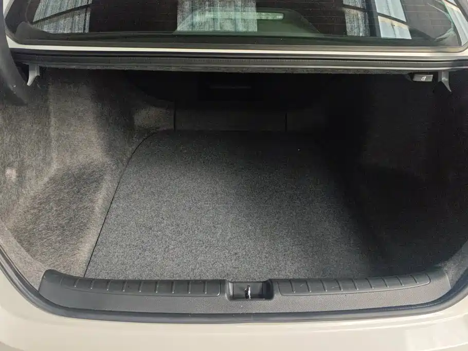 Honda Accord — фото 4