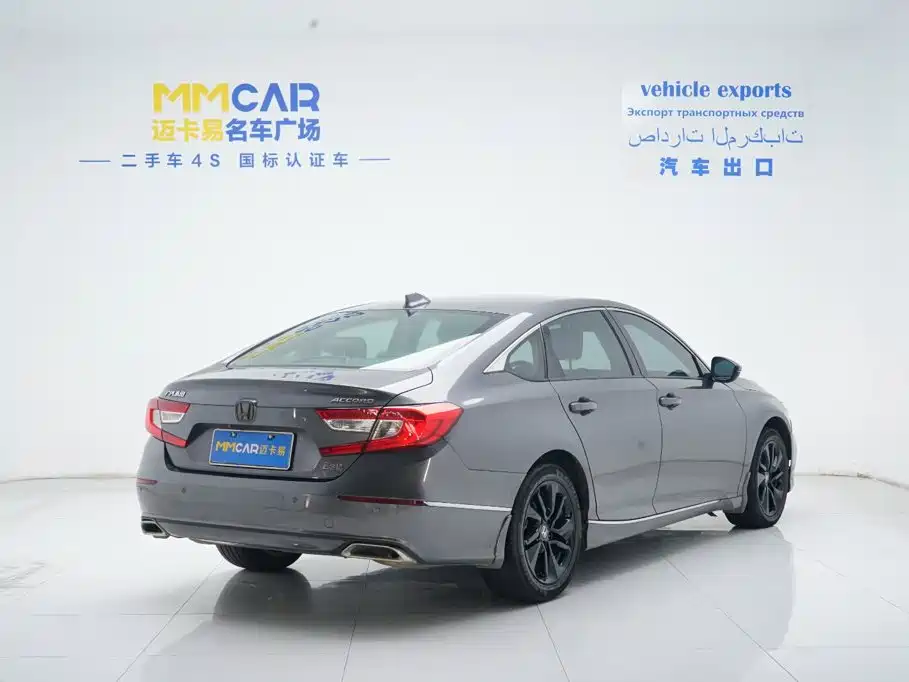 Honda Accord — фото 3