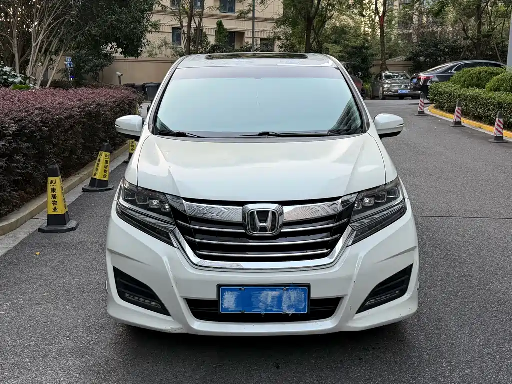 Honda Elysion — фото 2