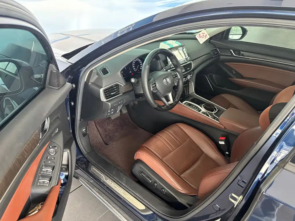 Honda Inspire — фото 14