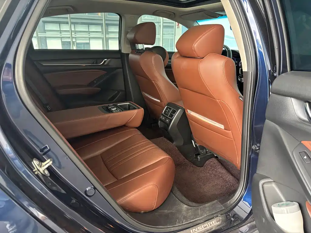 Honda Inspire — фото 22