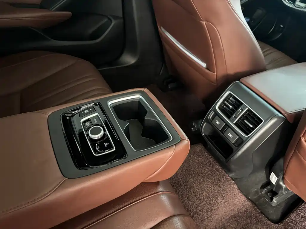 Honda Inspire — фото 23