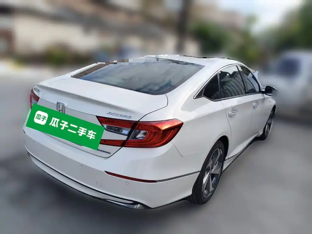 Honda Accord — фото 4