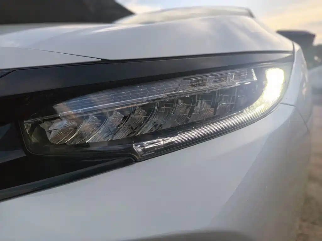 Honda Civic — фото 18