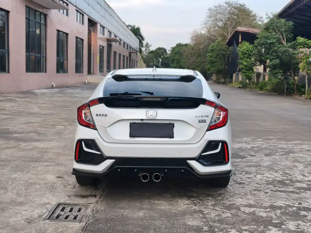 Honda Civic — фото 7