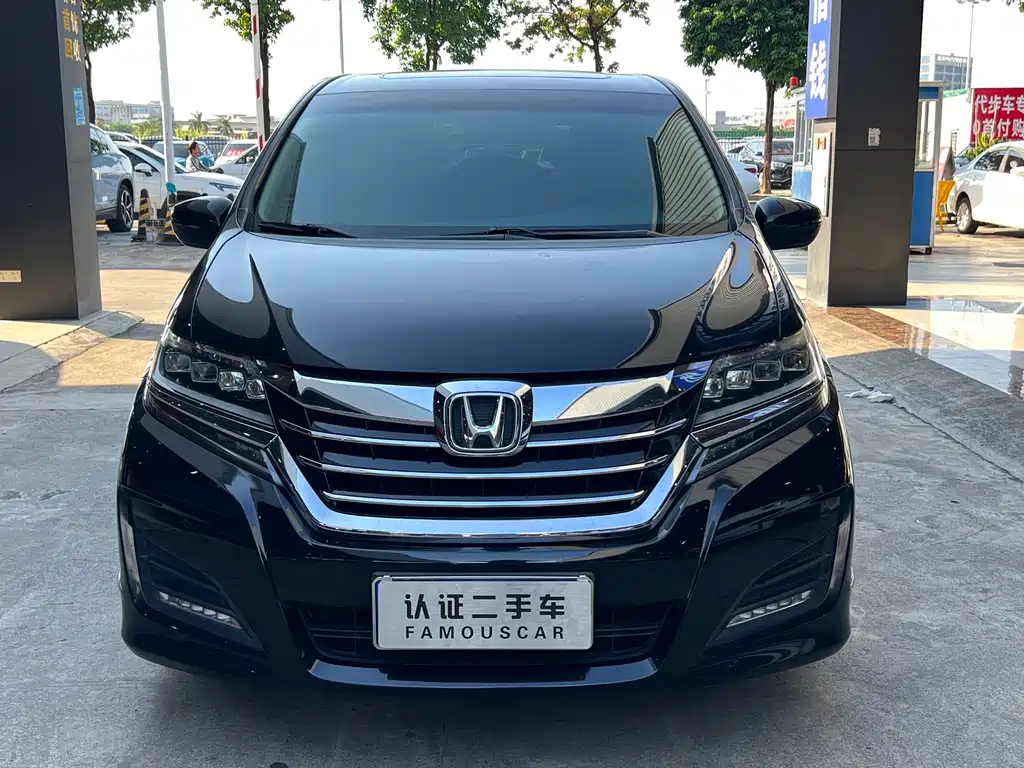 Honda Elysion — фото 2