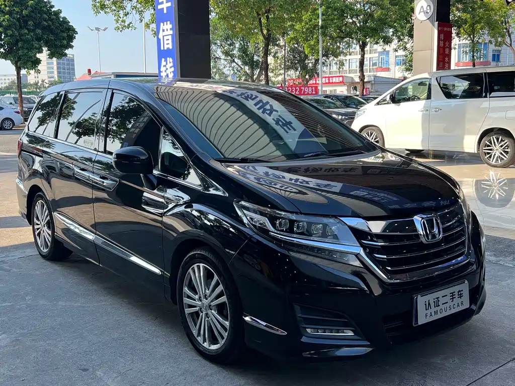 Honda Elysion — фото 3