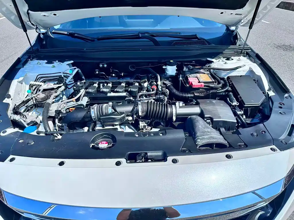 Honda Accord — фото 13