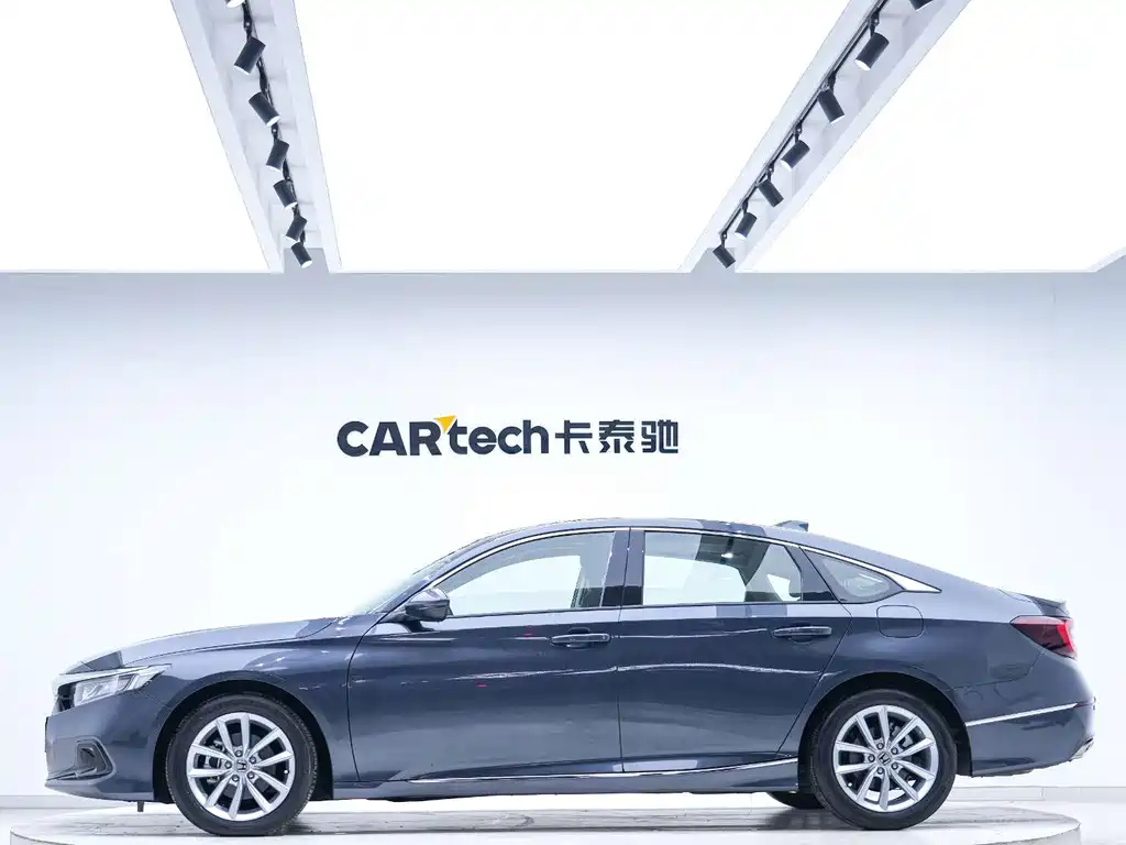 Honda Accord — фото 2