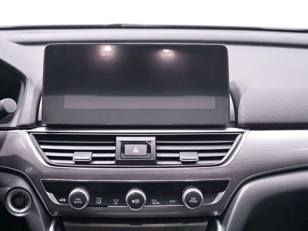 Honda Accord — фото 17