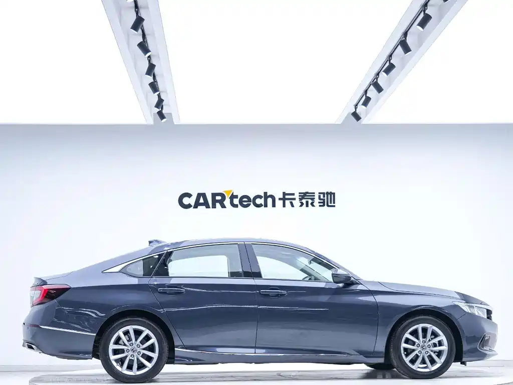 Honda Accord — фото 3