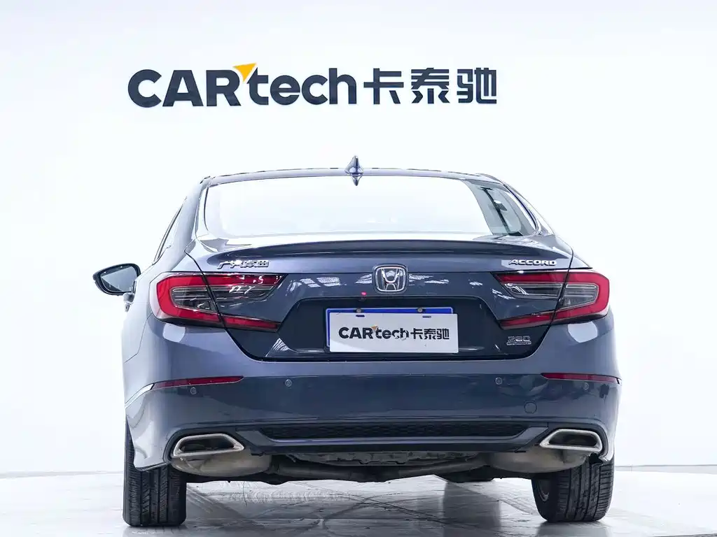 Honda Accord — фото 6