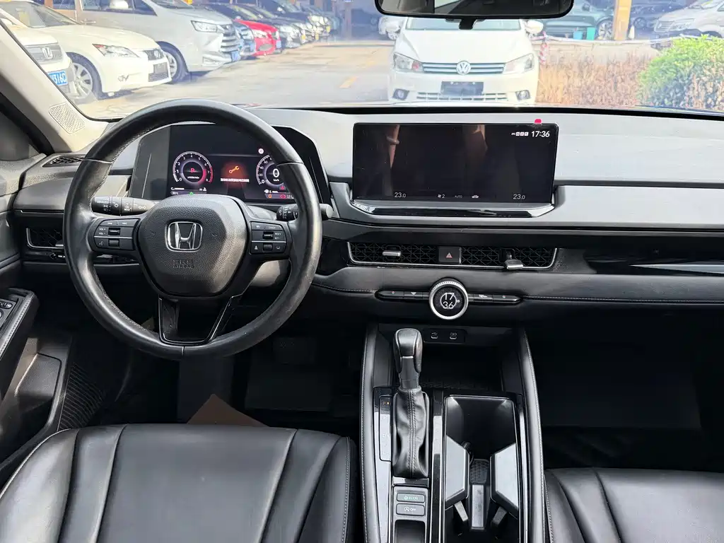 Honda Inspire — фото 6