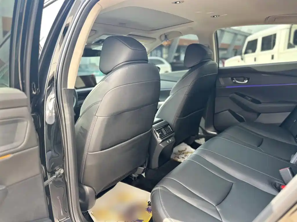 Honda Accord — фото 13