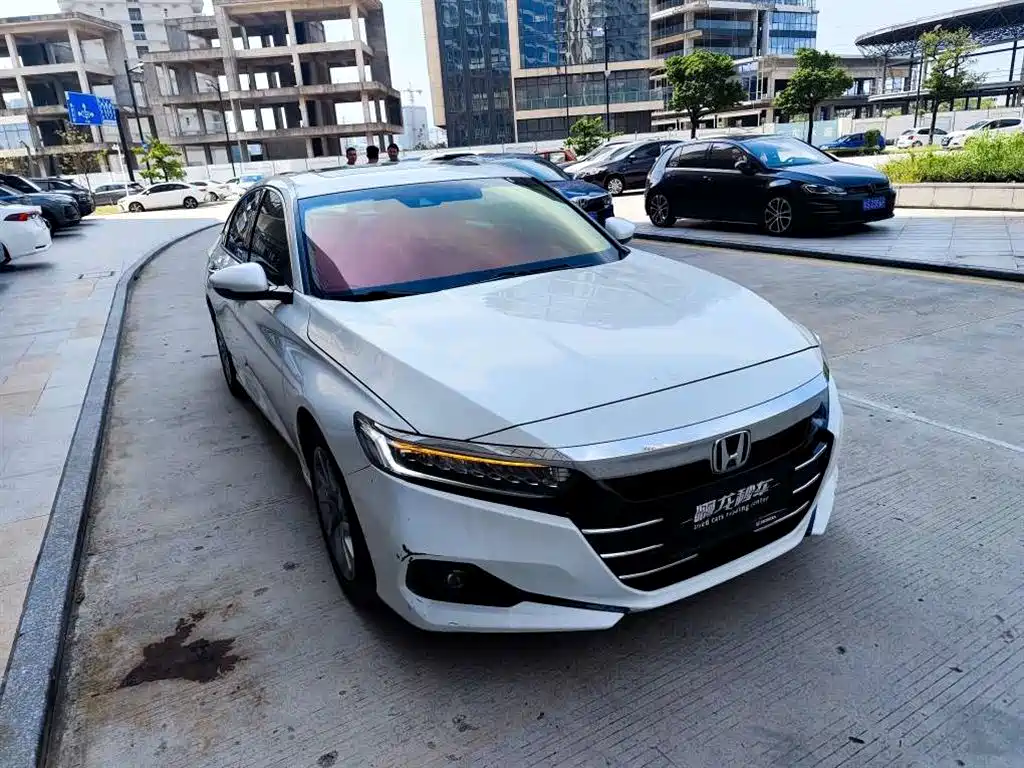 Honda Accord — фото 3