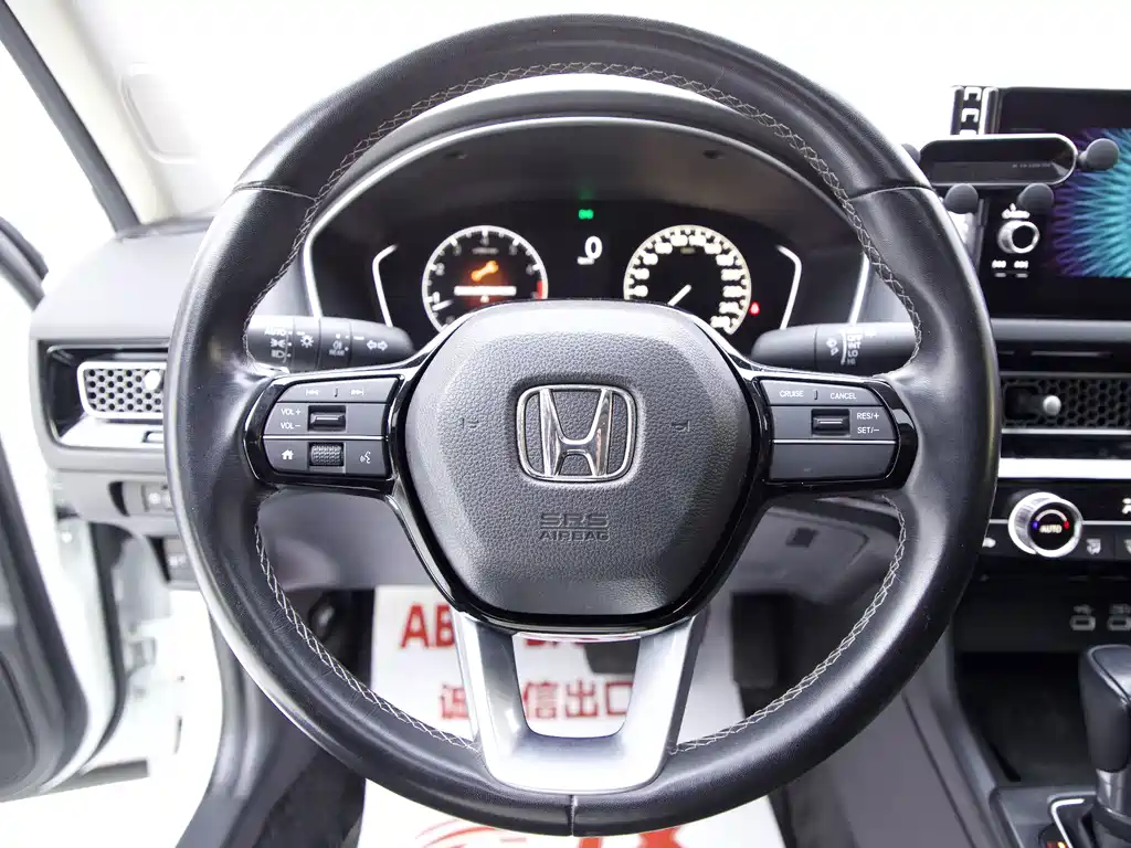 Honda Civic — фото 11