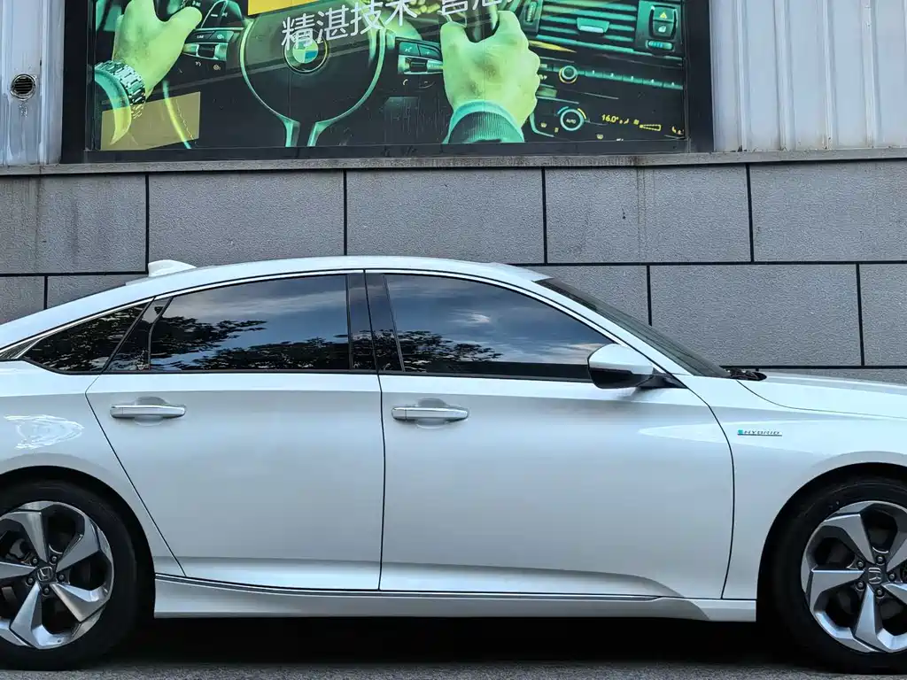 Honda Accord — фото 2