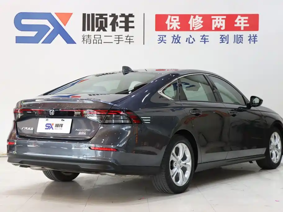 Honda Accord — фото 4