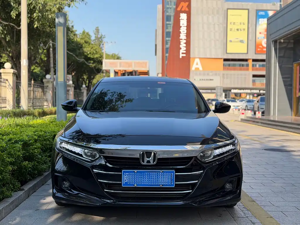 Honda Accord — фото 2