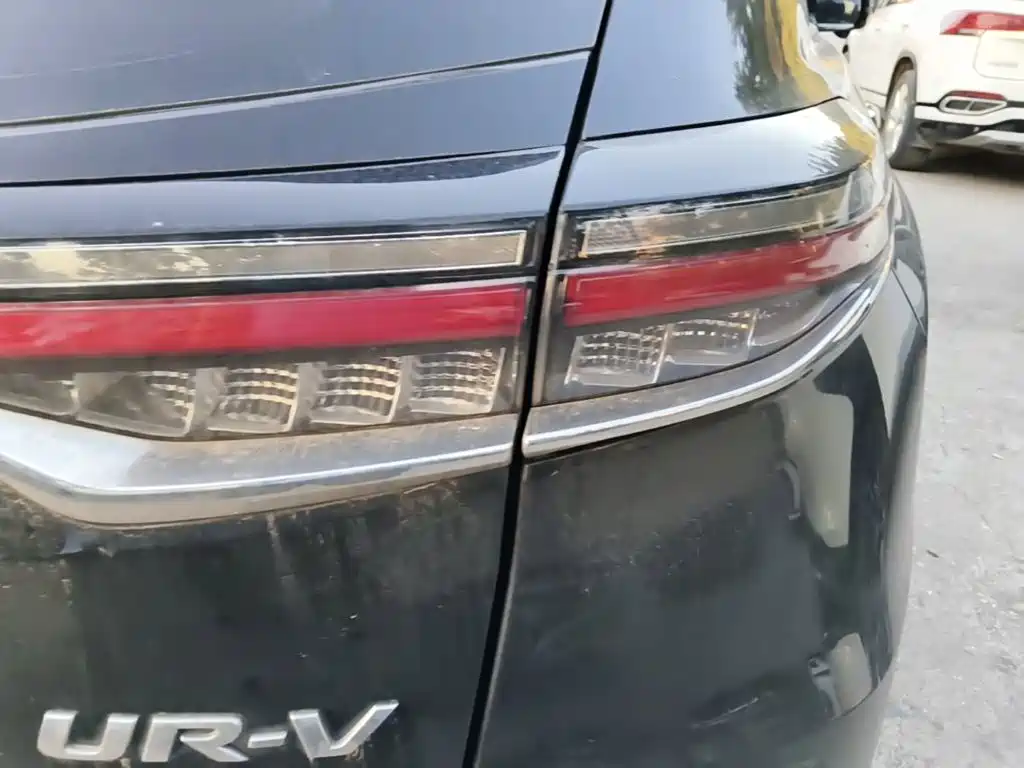 Honda UR-V — фото 8