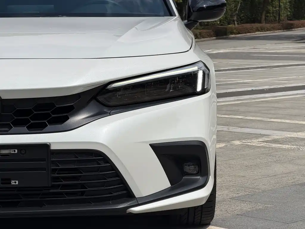 Honda Civic — фото 11