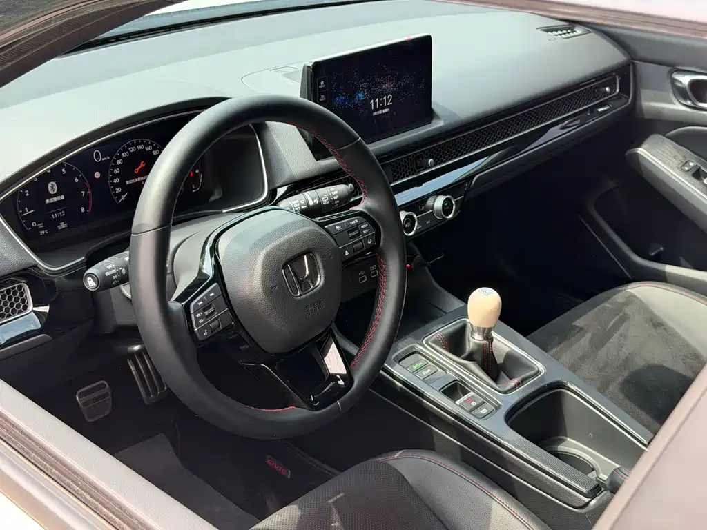 Honda Civic — фото 17