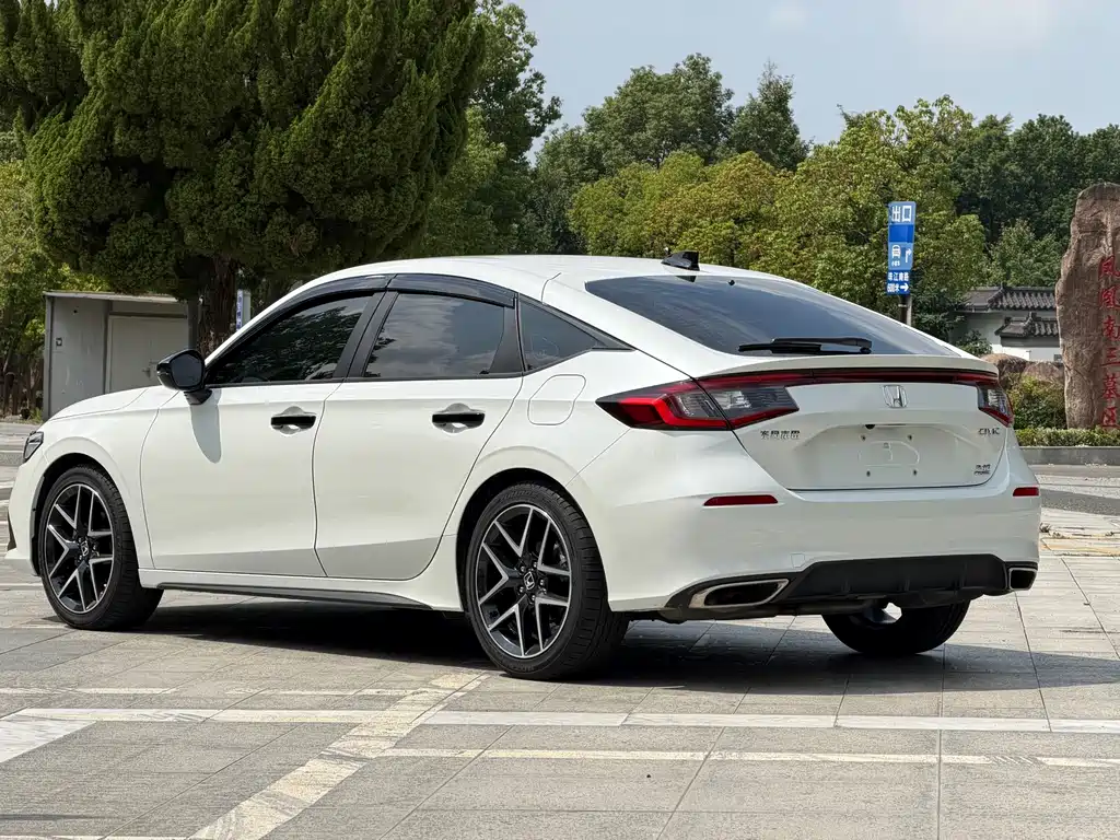 Honda Civic — фото 8