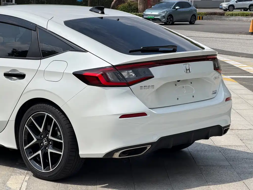 Honda Civic — фото 9