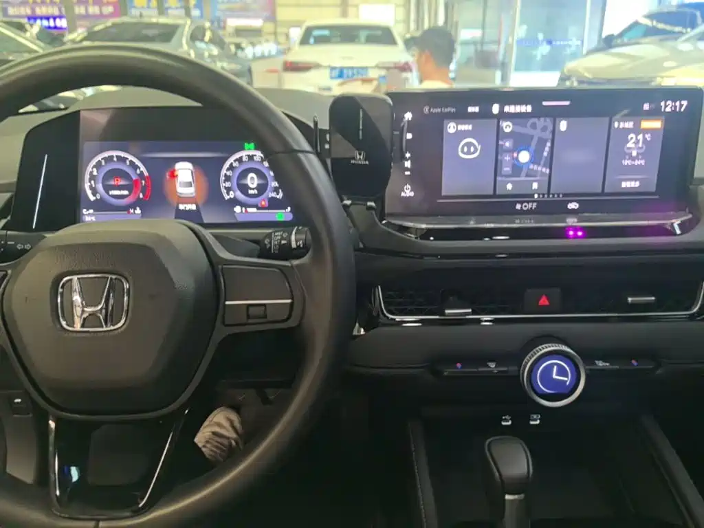 Honda Inspire — фото 10