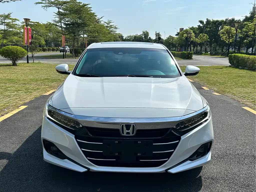 Honda Accord — фото 2