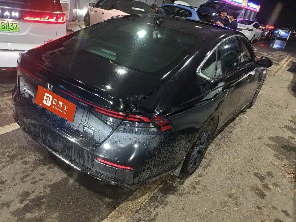 Honda Accord — фото 2