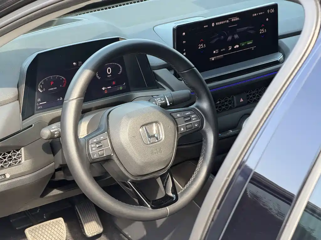 Honda Accord — фото 6
