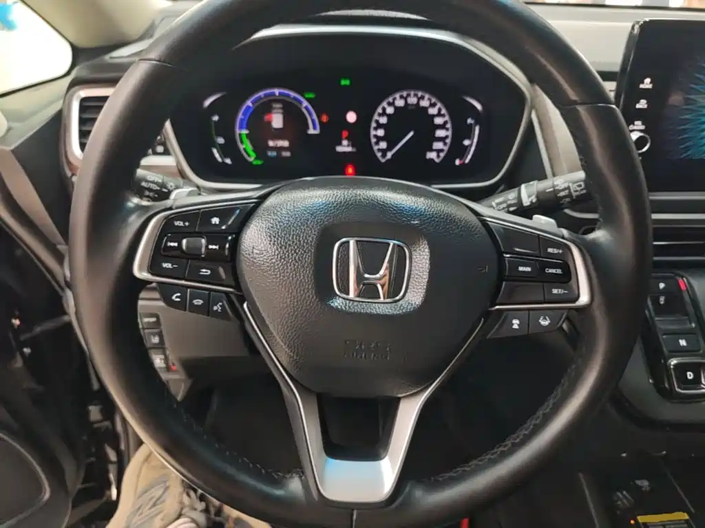 Honda Odyssey — фото 11